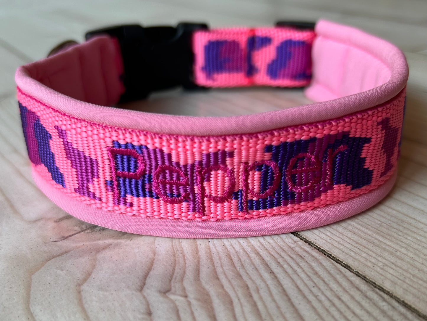 Personalisierte Halsbänder weich gepolstert