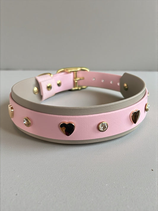 Halsband mit Herznieten & Steinchen