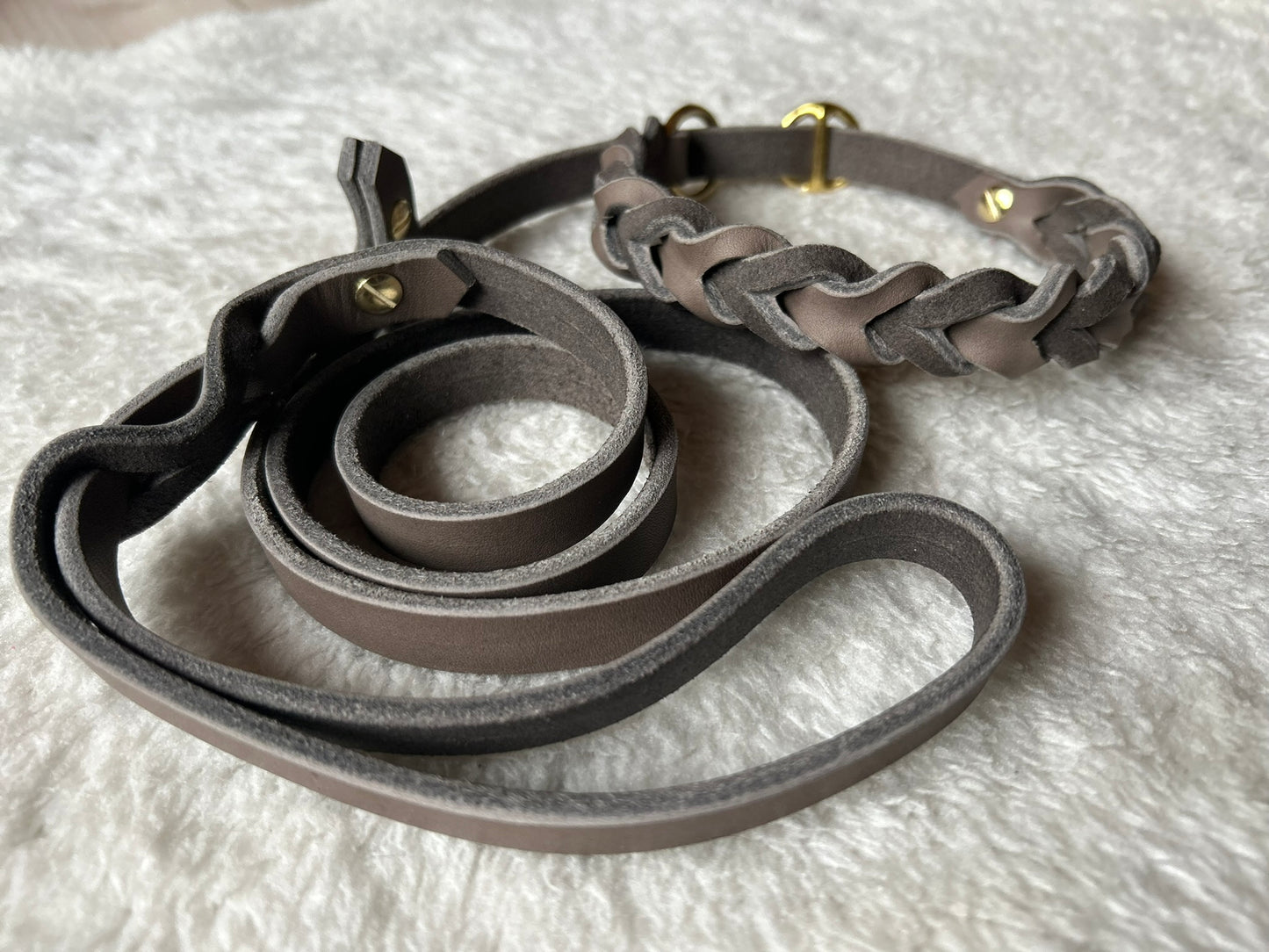 Retrieverleine mit Würgeschutz aus Fettleder
