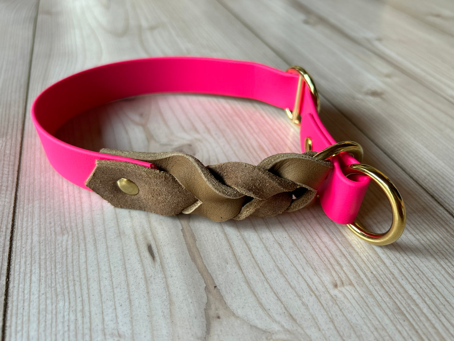 Biothane trifft Leder Zugstopp-Halsband mit Kurzführer