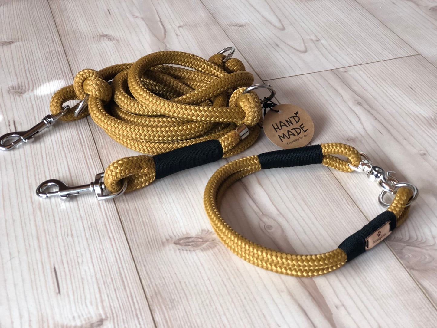 Individuelles Tauhalsband & Leine (Preis auf Anfrage)